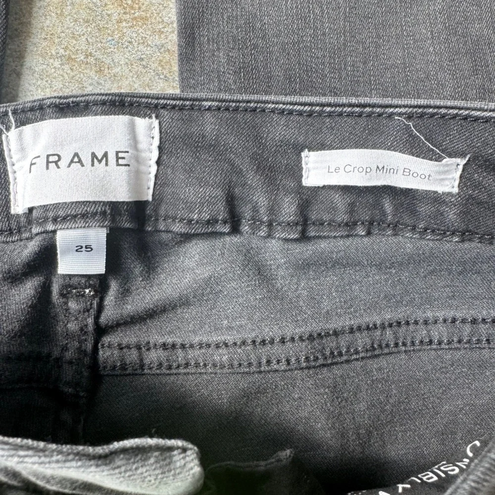 Frame Le Crop Mini Boot Jeans Size 25 Frayed Hem Stretch Black Gray Wash - Picture 6 of 8